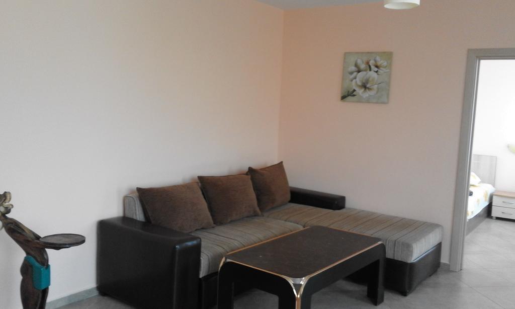 Apartments Sea Sounds Pomorie Exterior foto