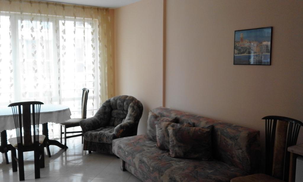 Apartments Sea Sounds Pomorie Exterior foto
