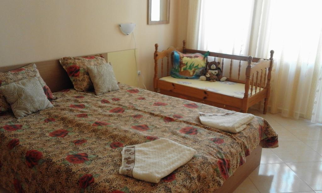 Apartments Sea Sounds Pomorie Exterior foto